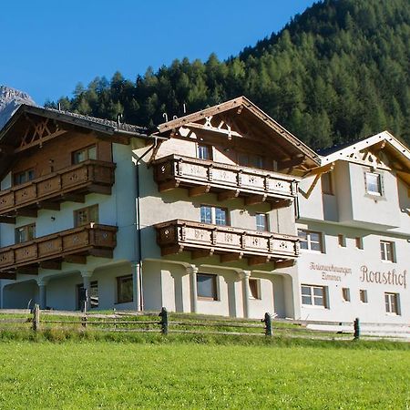 Pension Roasthof Нойштіфт-ім-Штубайталь Екстер'єр фото