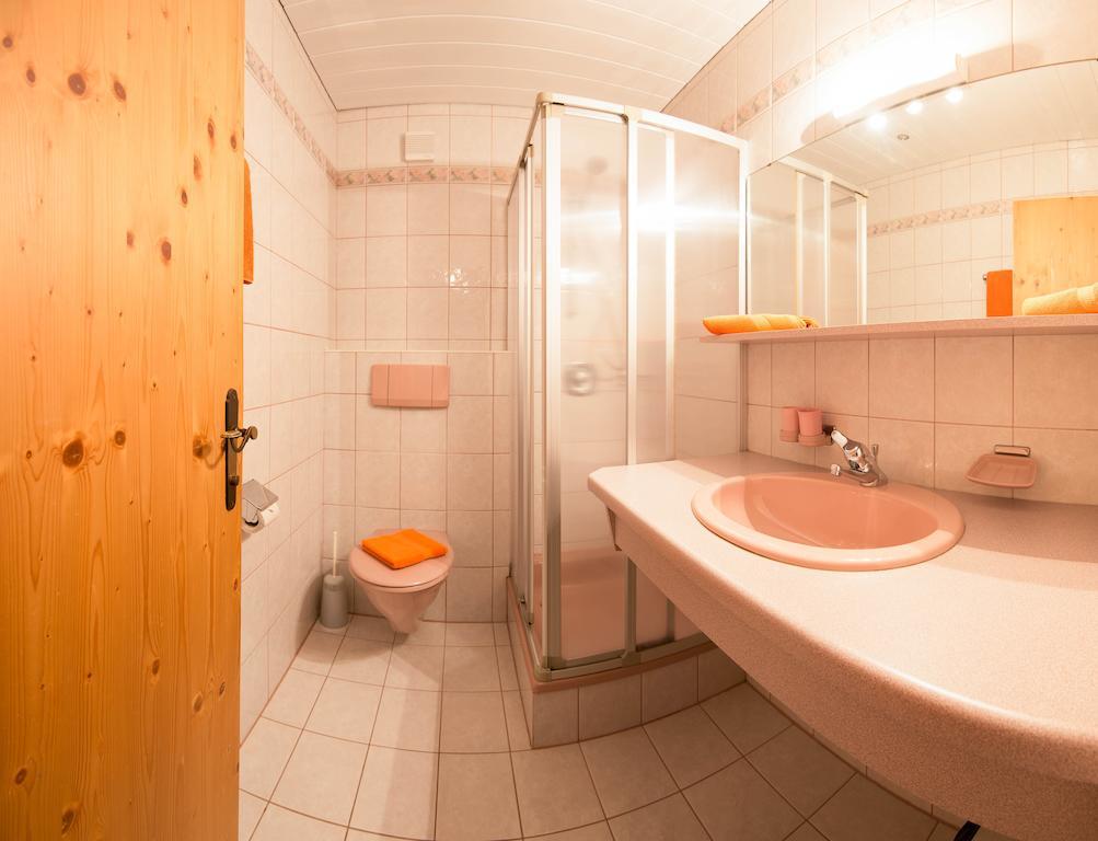 Pension Roasthof Нойштіфт-ім-Штубайталь Екстер'єр фото