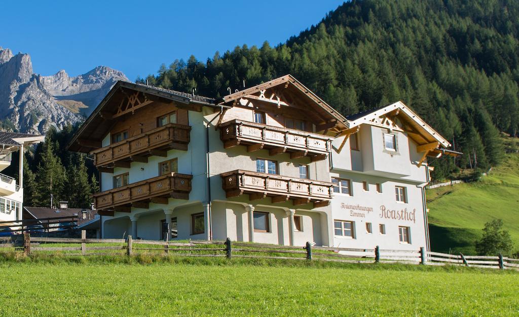 Pension Roasthof Нойштіфт-ім-Штубайталь Екстер'єр фото