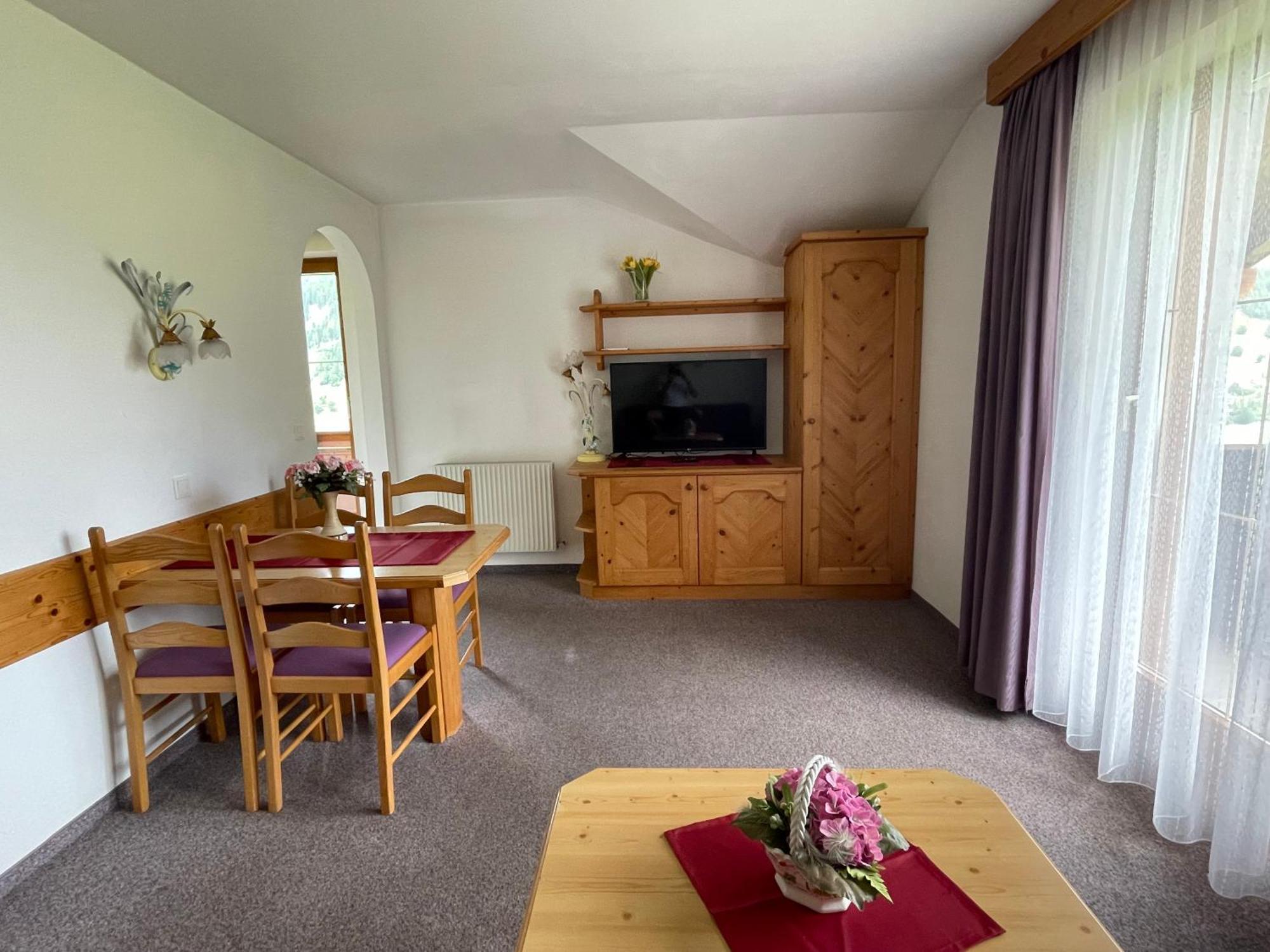 Pension Roasthof Нойштіфт-ім-Штубайталь Екстер'єр фото
